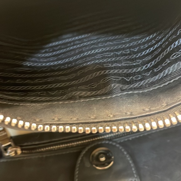Prada (authentic) city calf double zip tote - Picture 7 of 11